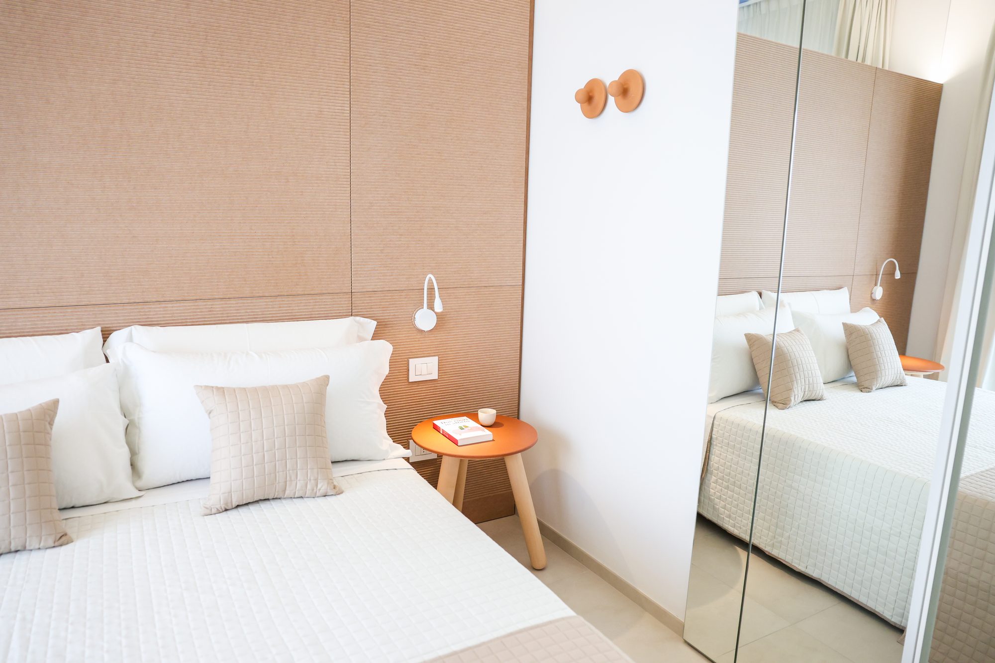 Diamante Rooms MICH7670